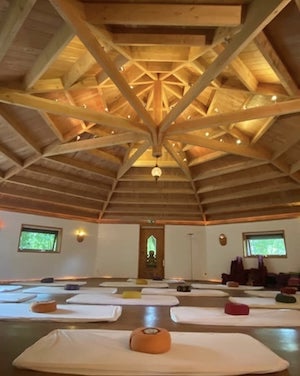 Finse kota Helios Centrum yoga opstelling